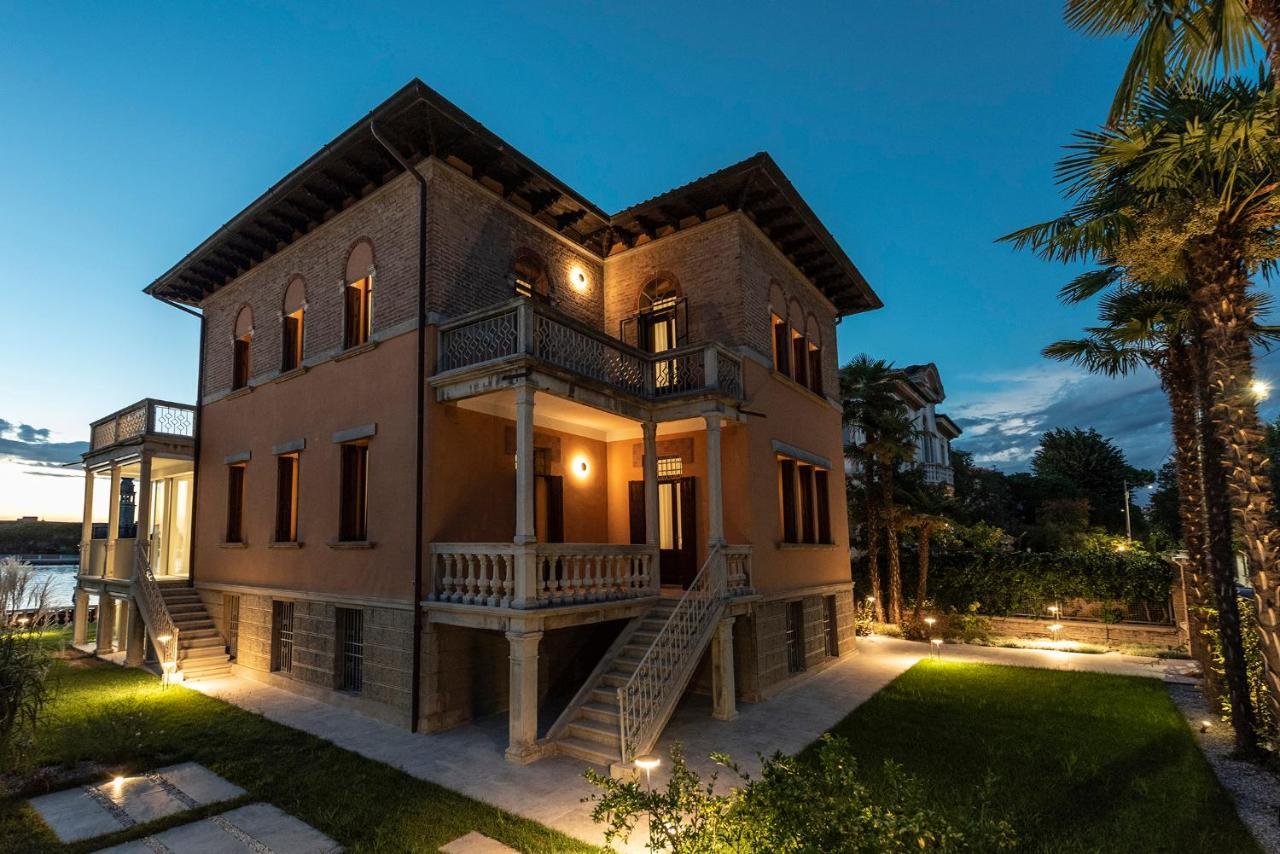 Ca' Delle Contesse - Villa On Lagoon With Private Dock And Spectacular View Lido di Venezia Kültér fotó